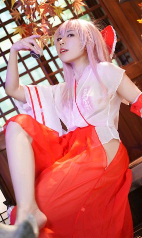 虎森森 – 巫女